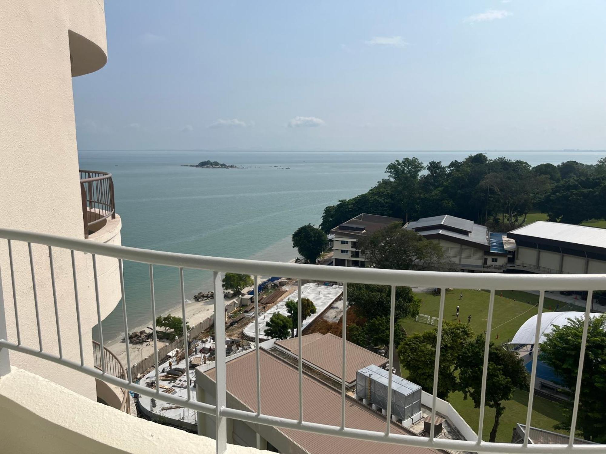 Paradise By The Sea In Penang By Veron At Rainbow Paradise Tanjung Bungah  Exteriör bild