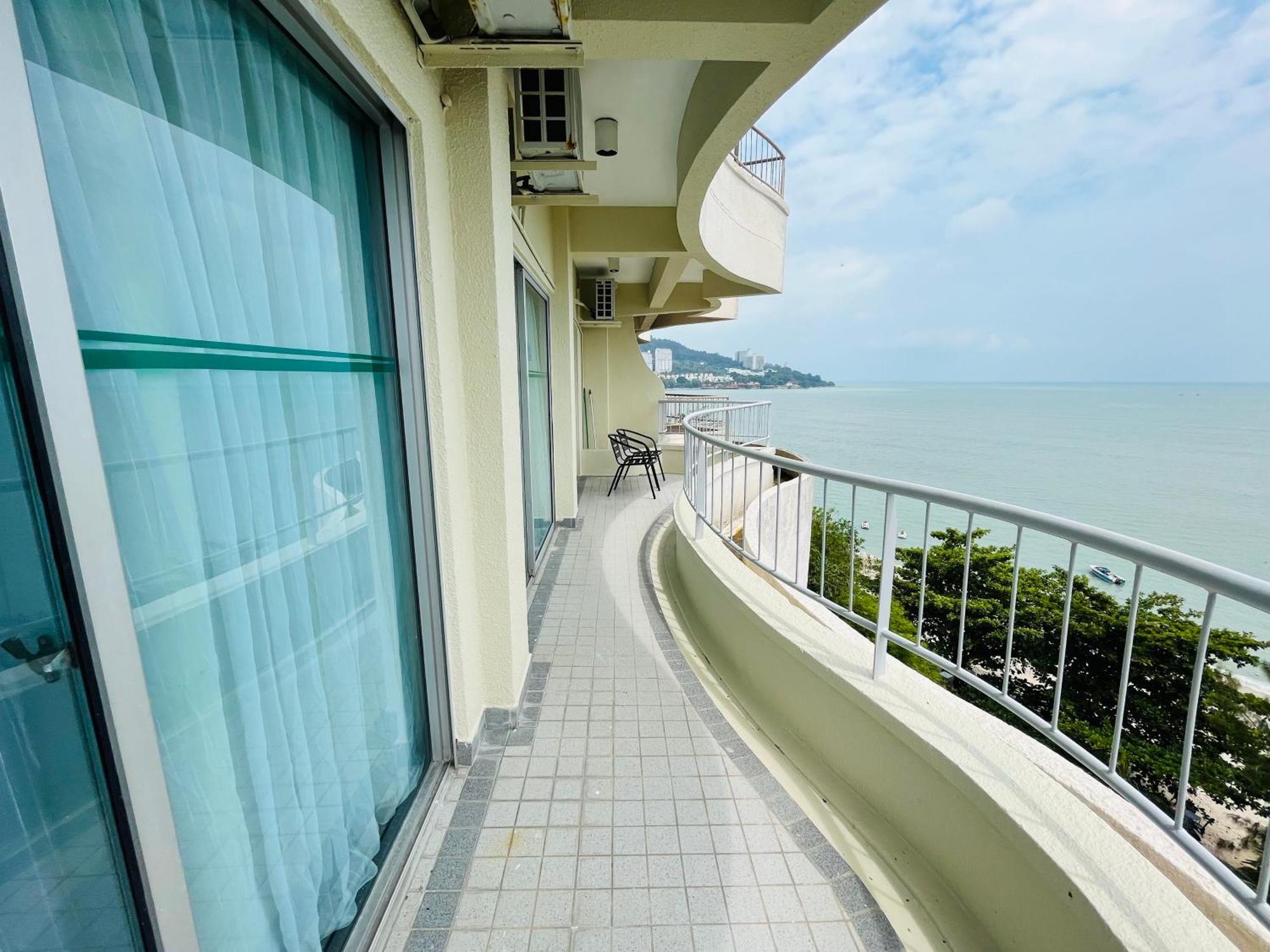 Paradise By The Sea In Penang By Veron At Rainbow Paradise Tanjung Bungah  Exteriör bild