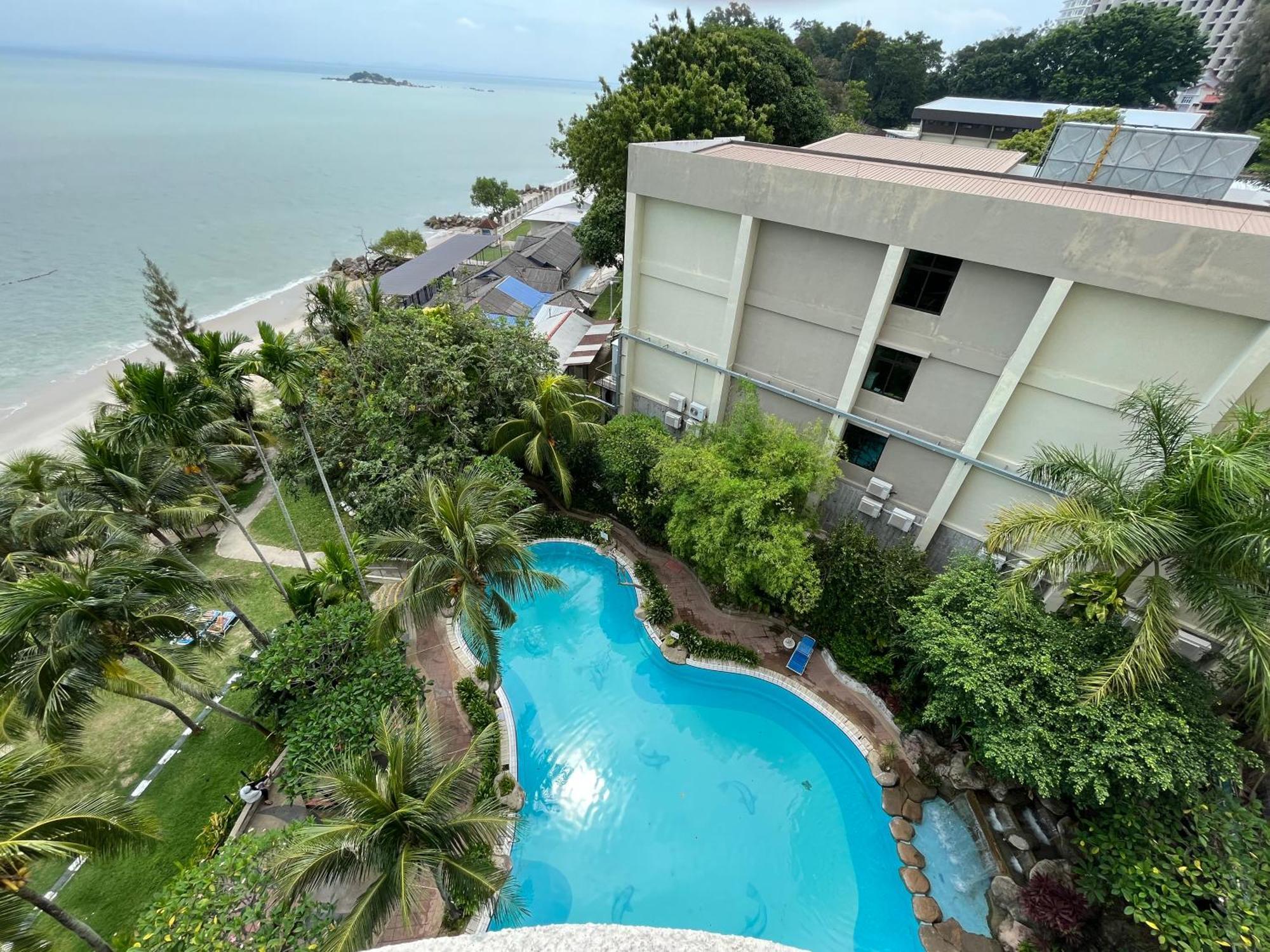 Paradise By The Sea In Penang By Veron At Rainbow Paradise Tanjung Bungah  Exteriör bild